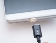 microUSB́u\HHv鎥ΎP[u