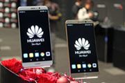 t@[EFC̍ŏʃX}zuHUAWEI Mate 9v|[g