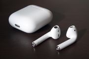 iPhone 7Ƃ̑QI Abv̐V^BluetoothCzuAirPodsvr[