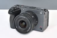 軽量コンパクトで必要十分な機能、ソニー「FX30」は「シネマカメラ入門機」として人気を集めそう