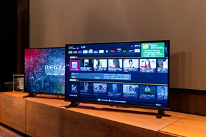 32V�^�e���r�̍œK���́u32V35S�v! �t��HD���l�b�g�Ή�REGZA�̎��͂���������