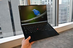 �uThinkPad X1 Carbon Gen 14�v�ڍ׃��|�[�g�I �{�i���o�C��PC�����I�i��