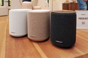 ���ꂪBose�́g�{�C�h �uLifestyle Ultra Speaker�v�͓��掋���ɂ��œK�I
