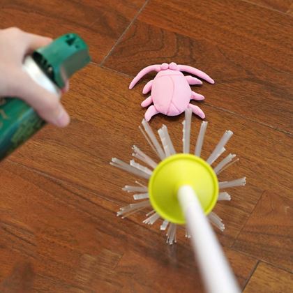 Led電球に 殺虫灯 が合体 虫をバチッと退治するアレが家でできちゃう 価格 Comマガジン