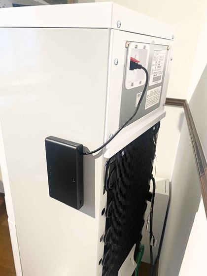 wʂɂUSB|[gv3ځBԂ|[g͔pdjbgpłBpdjbg͒P3`dr×8itjŉғB΂Ŗ{̂ɓ\t܂