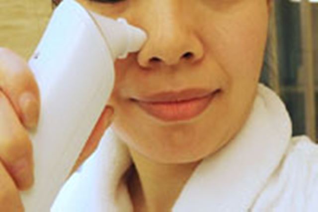 パナソニック「角栓クリア」でプツプツ“いちご鼻”は解消できるか?