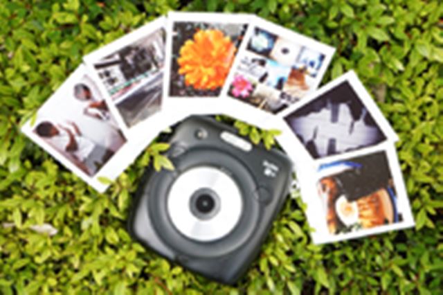 富士フイルム instax SQUARE SQ 10 チェキスクエア 価格比較