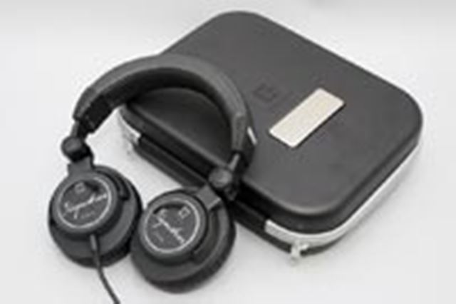 ULTRASONE Signature STUDIO 価格比較 - 価格.com