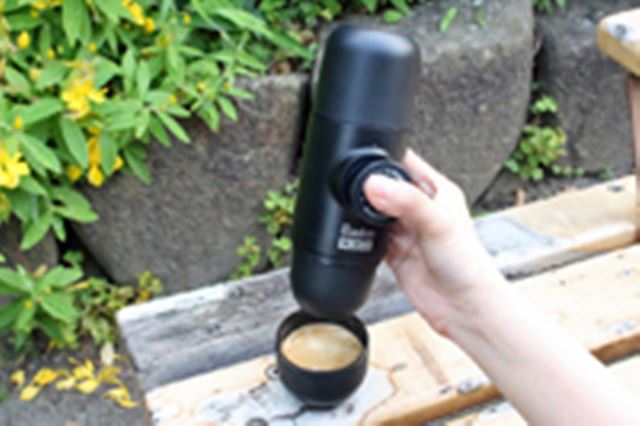 �A�E�g�h�A�Ɏ����Ă��������I �d�C���d�r���s�v�ȃG�X�v���b�\�}�V���u�~�j�v���b�\�v