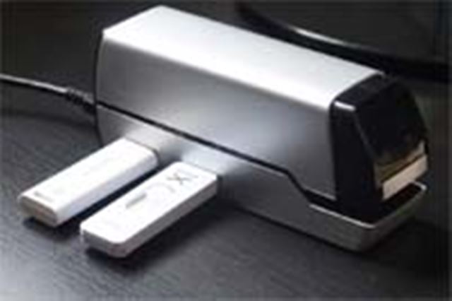 �d���z�`�L�X��USB�n�u������!? �d�����͂��ǂ�ŋ��̃R���r�ł���