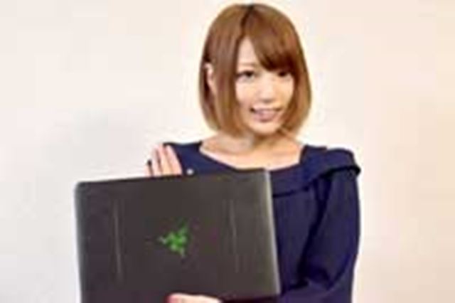 Steam�R�A�Q�[�}�[���I�ԁA���^�Q�[�~���O�m�[�gPC�uThe New Razer Blade�v