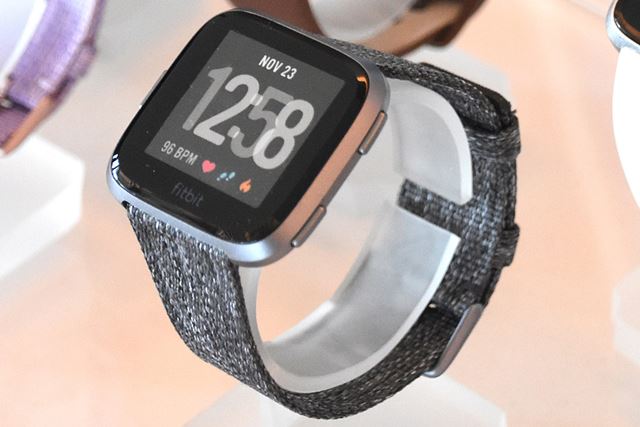 Fitbit Fitbit Versa 価格比較 - 価格.com