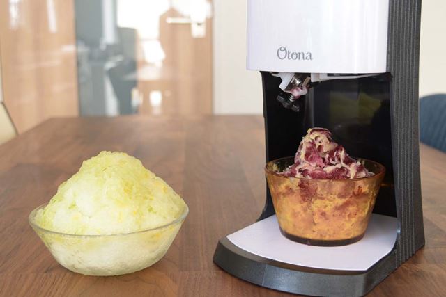 2色のかき氷が作れるようになった「電動ふわふわ とろ雪かき氷器」で、夏を乗り切る!