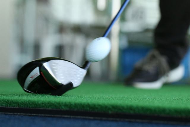 反発係数は上限ギリギリ! プロギア「RS」シリーズを打ってみた