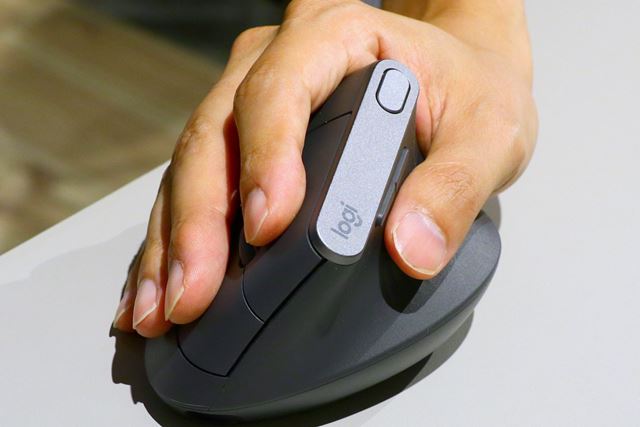 【新品未使用】ロジクール MX VERTICAL Amazon.com: Logitech MX Vertical Wireless Mouse – Ergonomic