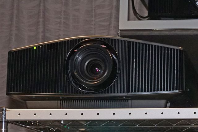 まる【訳アリ】SONY VPL-VW255【プロジェクター】 西川善司の大画面☆マニア】破格のリアル4Kプロジェクタ、ソニー