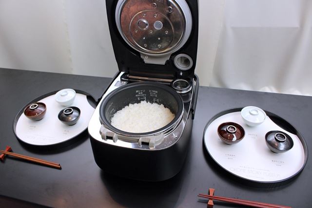 Panasonic SR-VSX108-K 炊飯器 ダイヤモンド 竈釜 Panasonic SR-VSX108-K 炊飯器 ダイヤモンド 竈釜