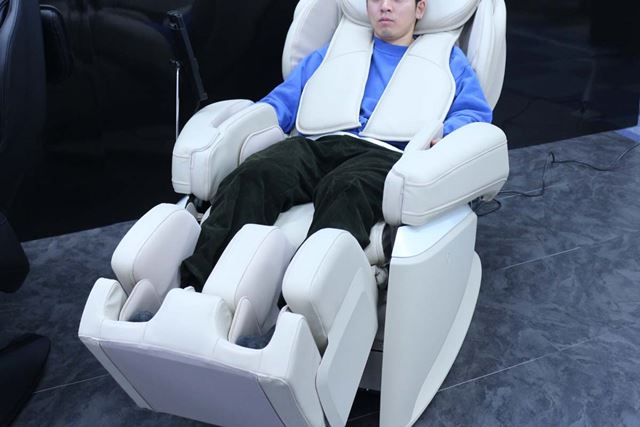 もみメカにAI搭載!「サイバーリラックス」がまた1歩マッサージ師に近づいた