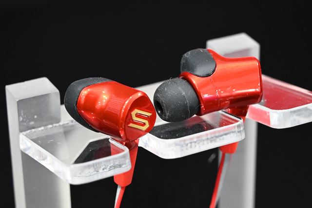 AI����������������t���T�|�[�g����SOUL�̃����j���O�����C���z���uRun Free Pro Bio�v