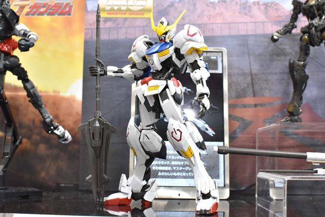 鉄血のオルフェンズ ガンダムバルバトス MG 1/100スケール MG 1/100 ガンダムバルバトス｜バンダイ ホビーサイト
