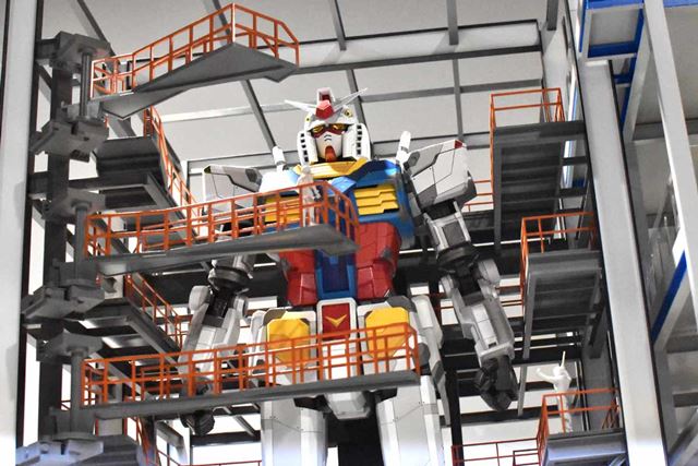 18mの実物大ガンダム「RX-78」が横浜で動く! 10月1日に施設オープン決定