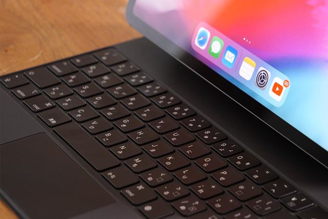 Apple 12.9インチiPad Pro(第4世代)用 Magic Keyboard 日本語