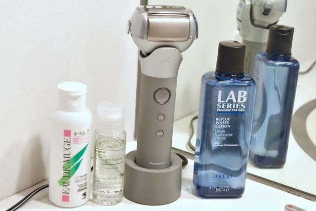 ���E���I ��邾���ł��������邨���u�����_�b�V���v�̎a�V�V�F�[�o�[