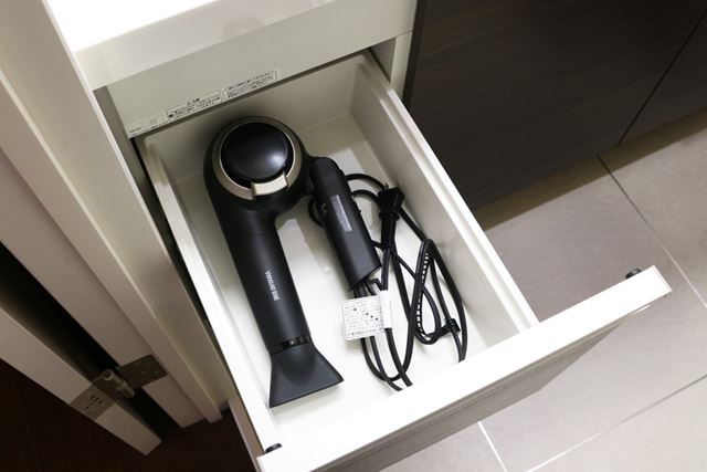 ハンドル部は折りたためるようになっているので、収納もそれほど場所をとりません