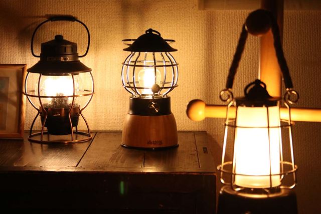 キャプテンスタッグ ツインライト LEDランタン<ステンドグラス風シート