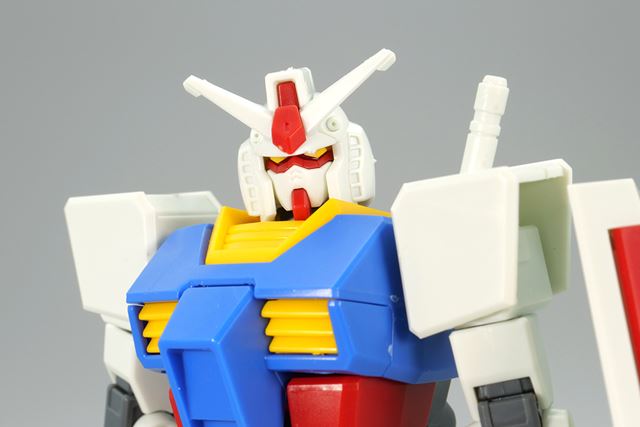 ニッパー不要のガンプラ!? 「ENTRY GRADE RX-78-2ガンダム」を徹底検証!