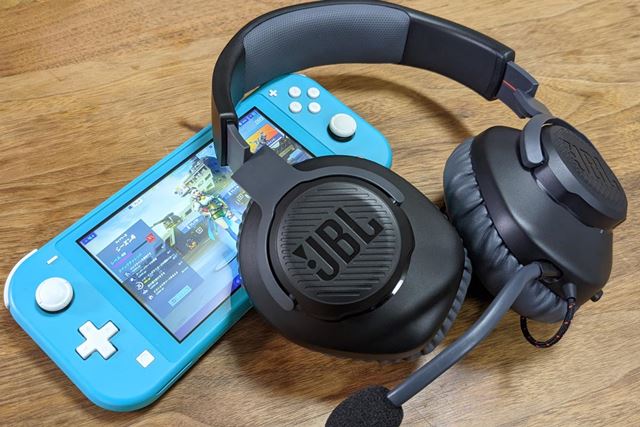 �i���Ȃ̂ɐ��\�����B�Q�[�~���O�w�b�h�Z�b�g�uJBL QUANTUM 100�v�̓R�X�p�D�G