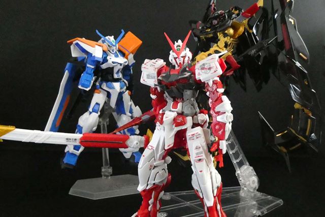 とにかく機体がかっこいい! 外伝ながら大人気な「ガンダムアストレイ」の世界