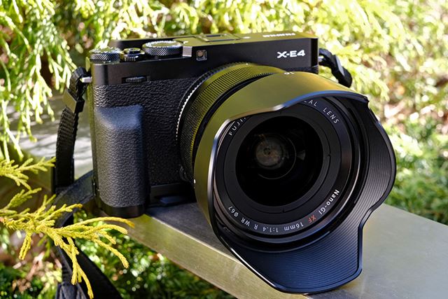 デジタルカメラ fujifilm x-e4 富士フイルム、「Xシリーズ」第四世代のセンサー・画像処理