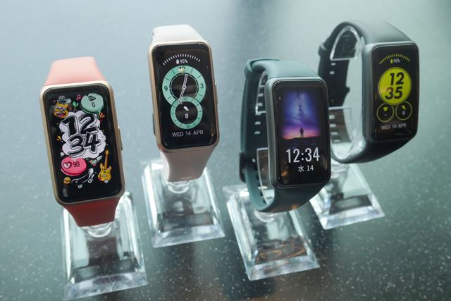 HUAWEI - 【期間限定価格】Huawei band 6 深緑色(日本未発売モデル) 24671-485-