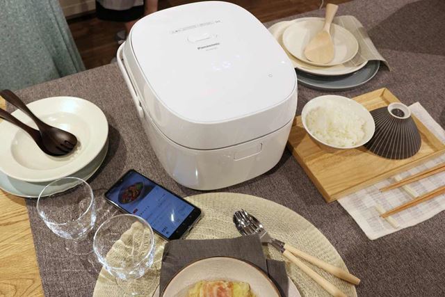 ���уR�[�X�͎����d�l�I �����������Ɋy���߂�p�i�\�j�b�N��IH���ъ�u���C�X���N�b�J�[�v�o��