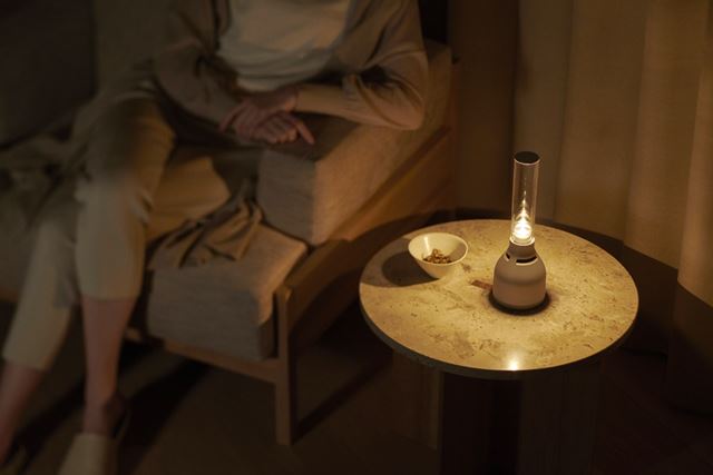 SONY LSPX-S3 美品　本日16時までセール！ 早いもの勝ち Amazon.co.jp: Sony LSPX-S3 Glass Sound Speaker: Bluetooth