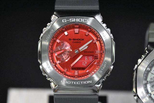 カシオ G-SHOCK Metal Covered GM-2100-1AJF 価格比較 - 価格.com