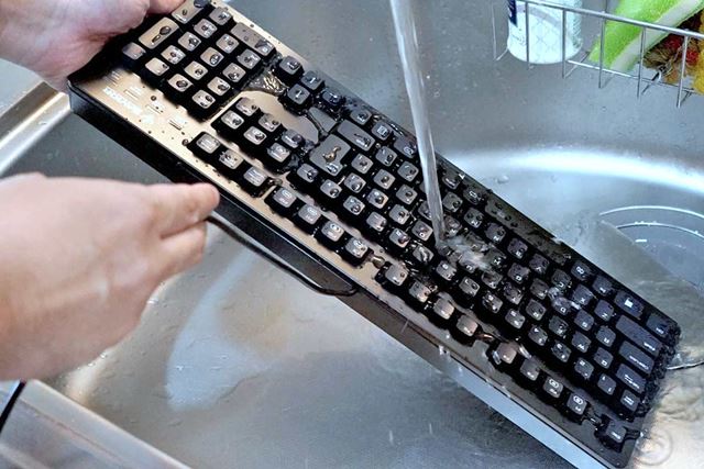 �R�[�q�[�����ڂ��Ă����v�I �W���[�b�Ɓg�ې􂢁h�ł���L�[�{�[�h����