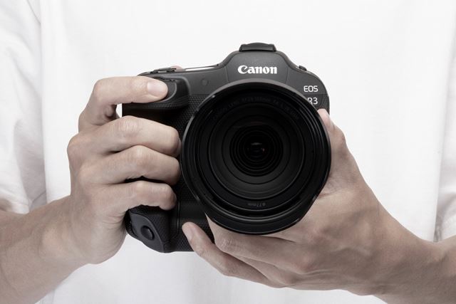 【~7/31値下げ】【美品】Canon 16mm F2.8 Amazon.co.jp: キヤノン RF16mm F2.8 STM : 家電＆カメラ