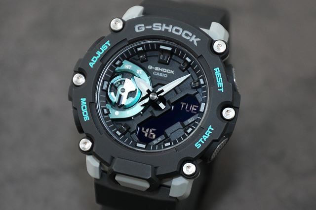 CASIO・カシオ GA-2200BB-1AJF G-SHOCK Amazon.co.jp: [カシオ] 腕時計 ジーショック 【国内正規品】 GA