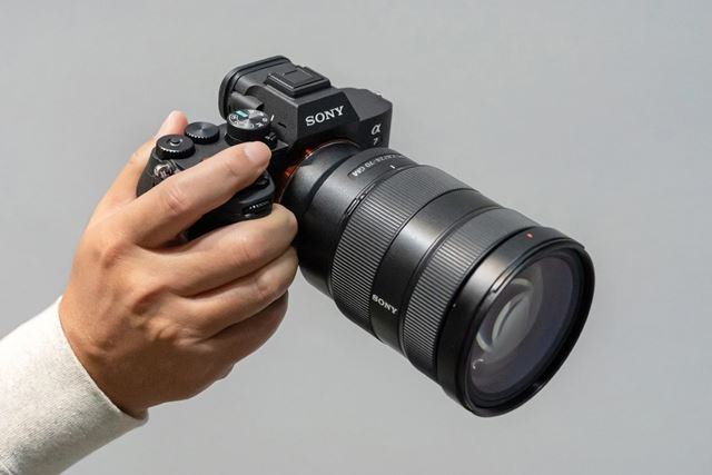 �u��7 III�v���[�U�[�ɂƂ��āu��7 IV�v�́g�����h���H �����O�t�@�[�X�g�C���v���b�V����