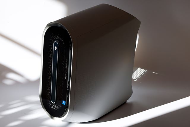 �U�E�Q�[�~���OPC�A�h�h�聕�������\�ȁuAlienware Aurora R13�v