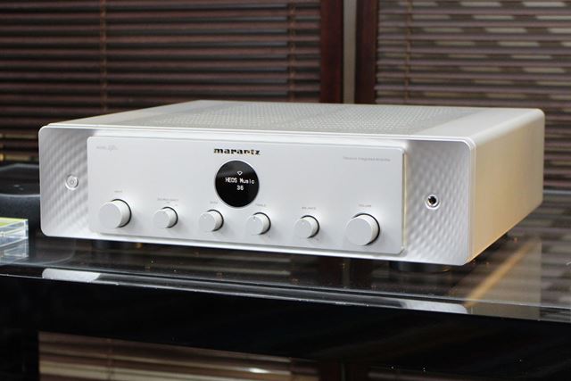 �e���r��HDMI�ڑ��ł���}�����c�̃l�b�g���[�N�Ή�2ch�A���v�uMODEL 40n�v