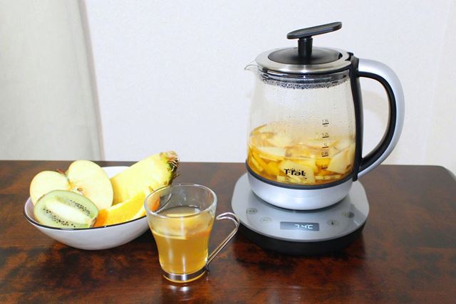 �������Ϗo���āA���̂܂ܒ�����I �e�B�t�@�[���̃e�B�[�|�b�g�^�d�C�P�g���u�e�C�G�[���v