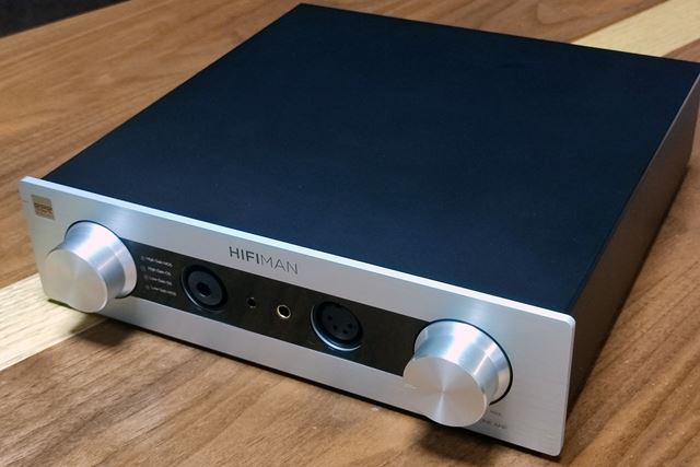 ���Ԃ�Y��邭�炢�̐S�n�悳�I ���y�D���ɂ͂��܂�Ȃ�HIFIMAN�w�b�h�z���A���v�uEF400�v�̖���