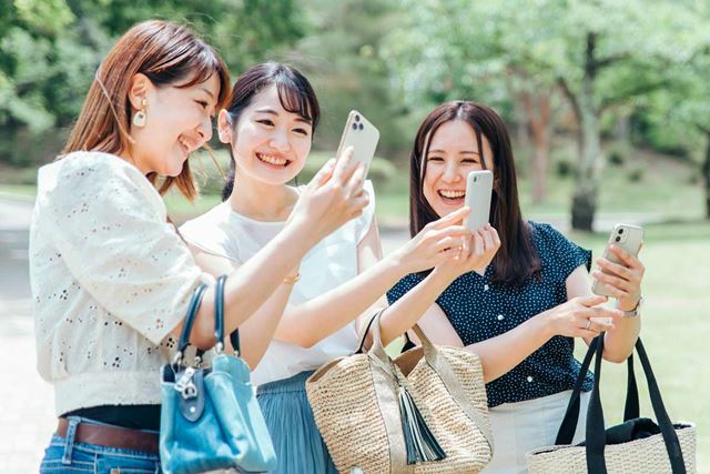 ����AR�K�C�h���牼�z���s�܂ŁI AR�^VR�e�N�m���W�[�ŗ��s�𖞋i����