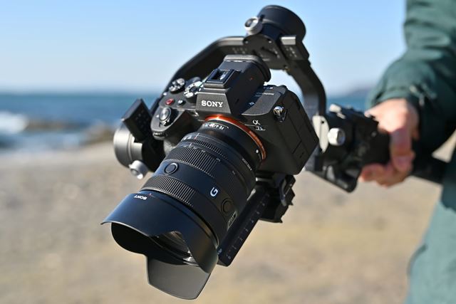 ʐ^ɂɂI 20mmX^[g̃\j[uFE 20-70mm F4 Gvr[