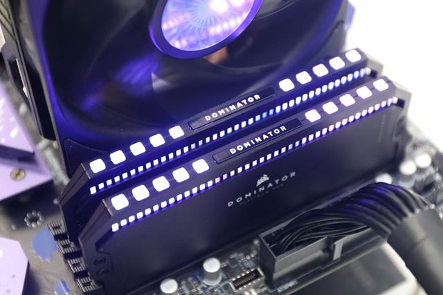 Corsair CMT32GX5M2B5600Z36 [DDR5 PC5-44800 16GB 2枚組] 価格