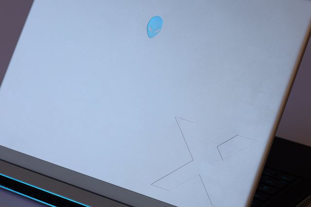 �f���uAlienware x16�v���r���[�A2cm��؂�X�����{�f�B��Core i9��RTX 4070�𓋍�