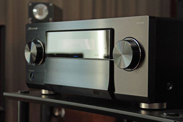 希少 Pioneer パイオニア AVアンプ VSA-LX70 ブラックボディに強力な音場形成――パイオニア「VSA-LX70」：HDMI